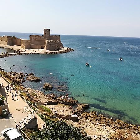 Hotel La Calabrese Isola Di Capo Rizzuto Bagian luar foto